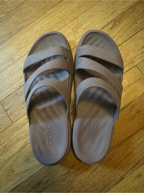CROCS truffle getaway strappy sandals
